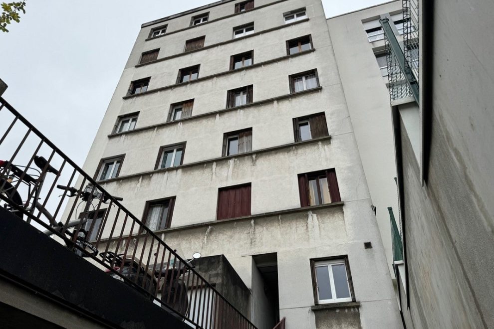 VENTE EN UN SEUL LOT, à Epinay-sur-Seine 93800