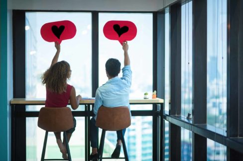 Licenciement et relation sentimentale au travail