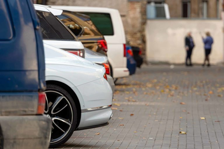 En cas litige sur un bail de parking, comment éviter les erreurs de juridiction et les renvois coûteux