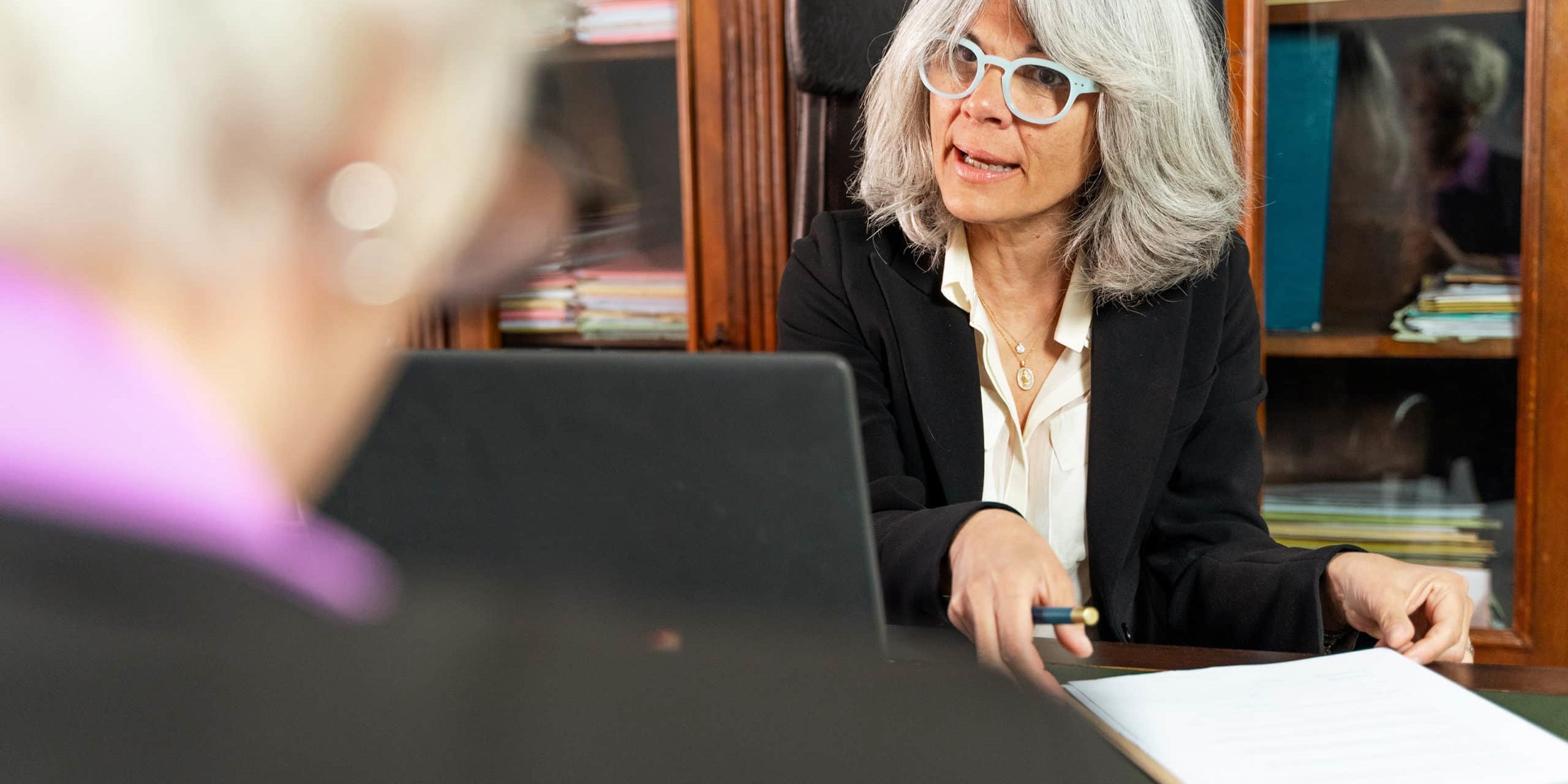 La saisine du Juge des Référés, après la saisine du Juge du fond