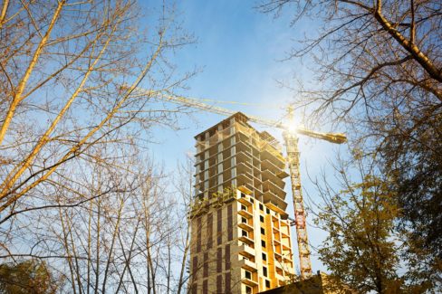 Surélévation en copropriété d’un bâtiment mono-lot avec parties communes spéciales